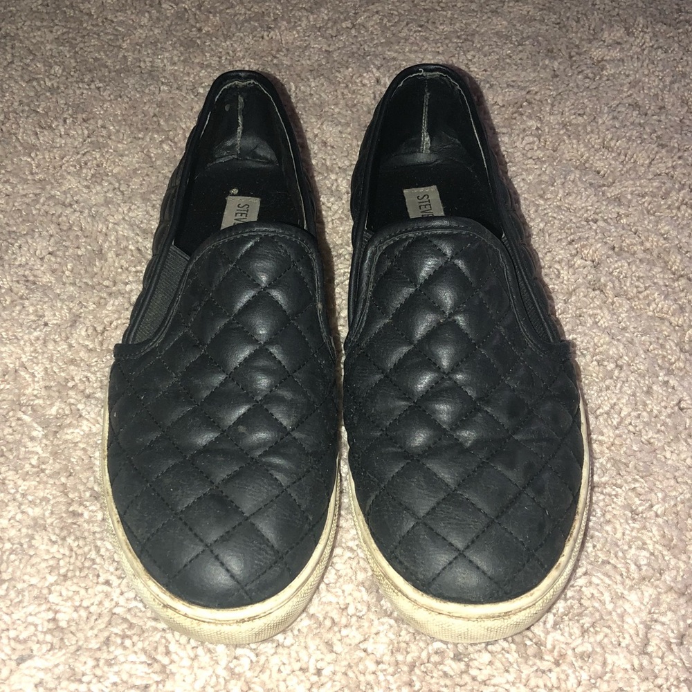 Steve Madden slip-ons